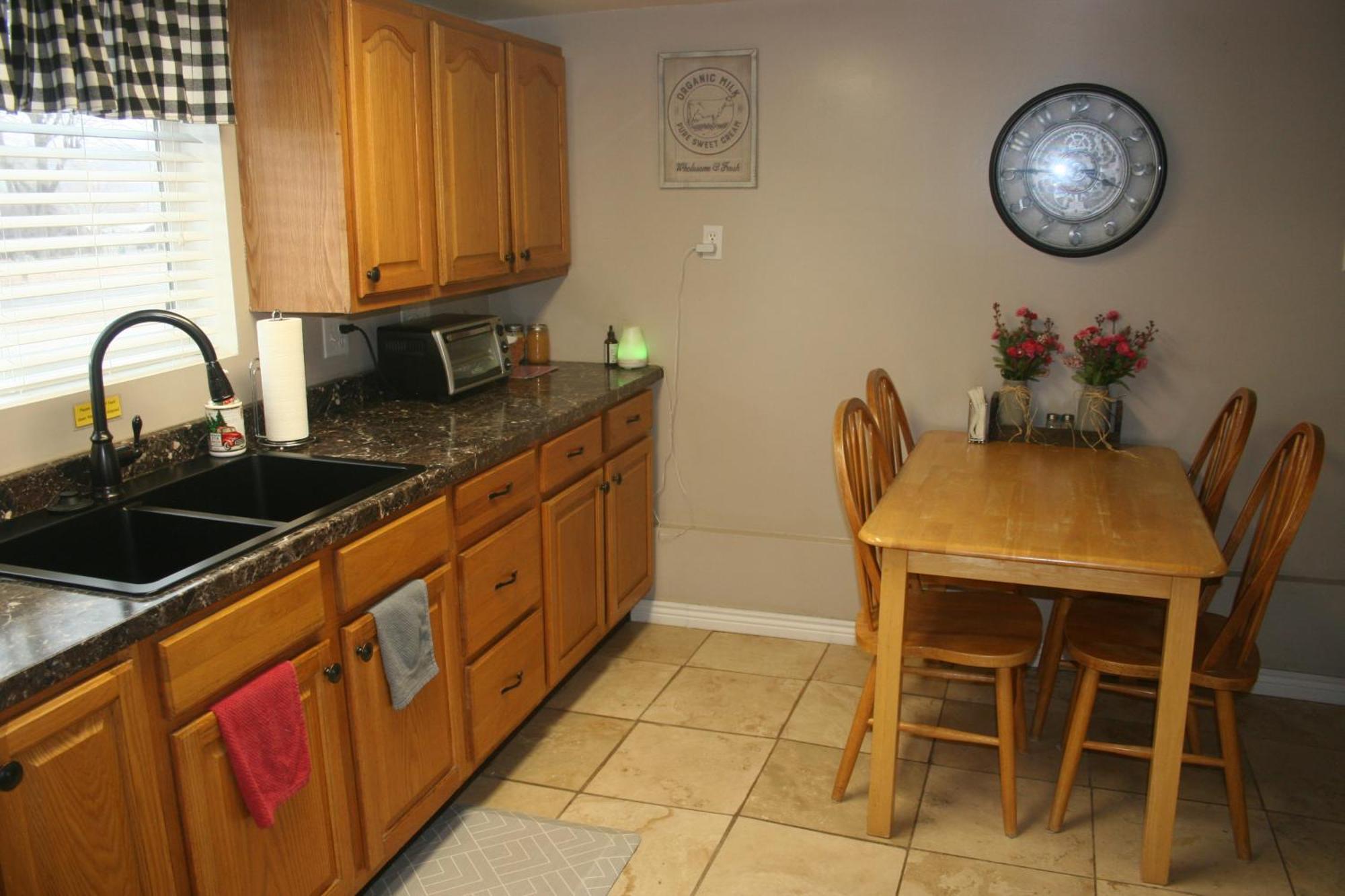 Laytons Loft Bed And Breakfast Manti Buitenkant foto